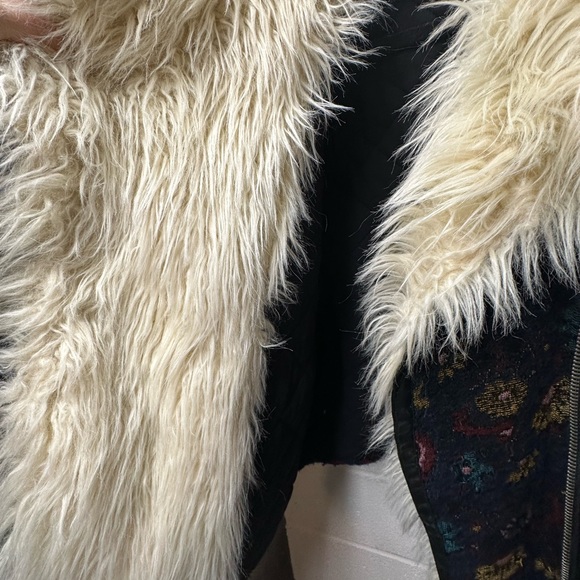 Free People Rarely Worn - Size Large Jacquard Coat - Picture 2 of 5